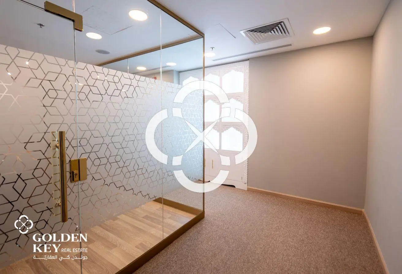 Fully Fitted Office – West Bay Business District
