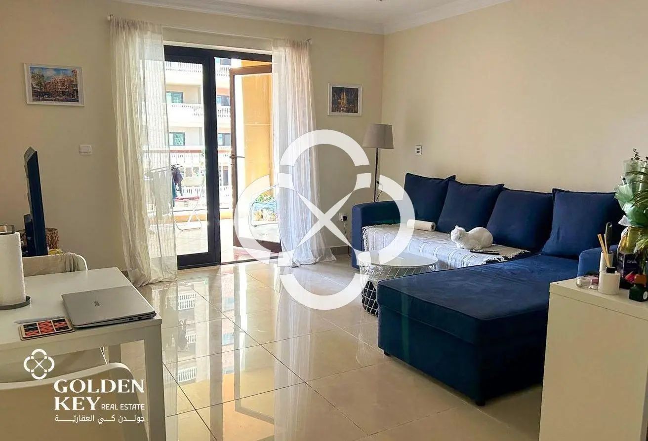 Upgraded | Modern Studio w/ Balcony | Porto Arabia