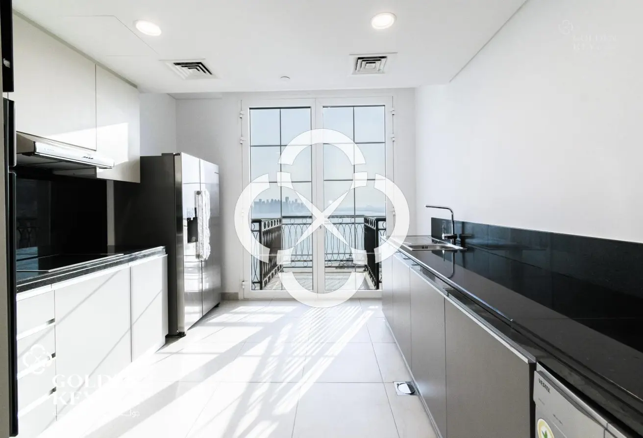 Luxury Tower | 3BR+Maid w/ Balcony |Bills Included