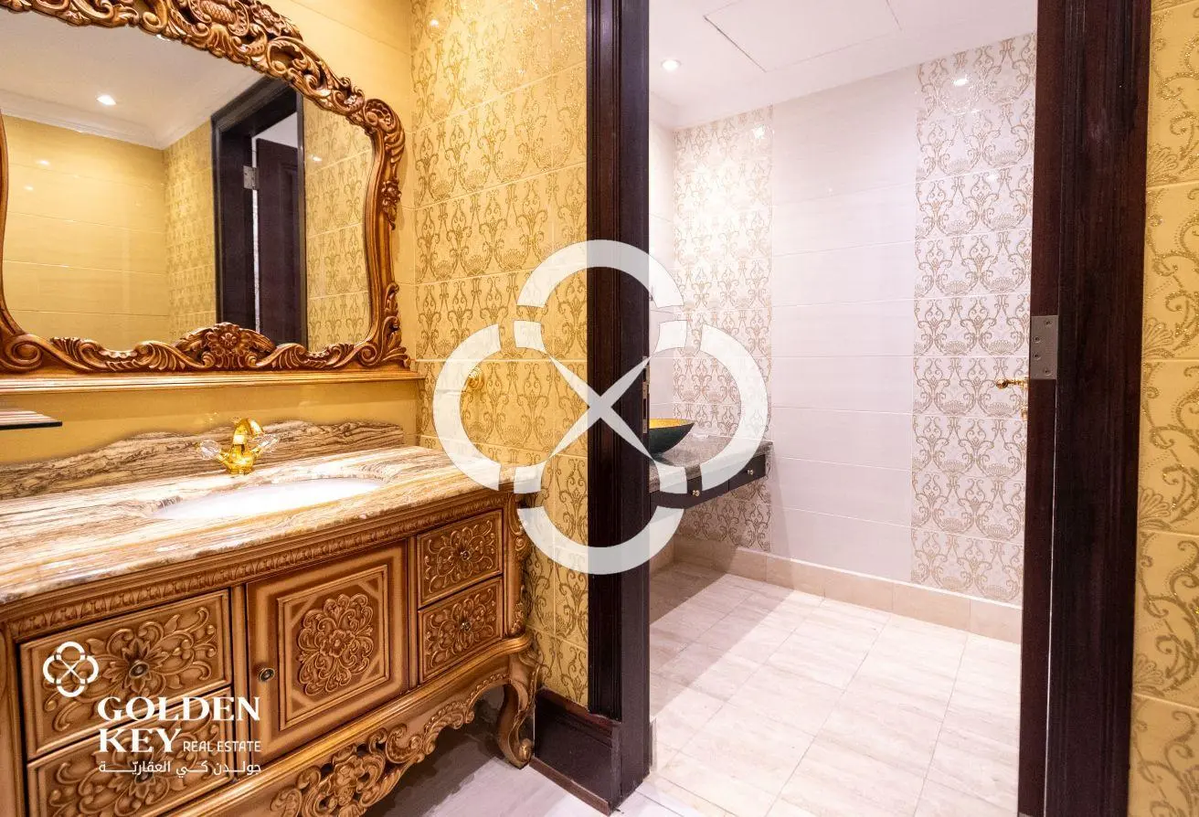 Sea View – Luxury 5BR+2 Maid Penthouse – The Pearl