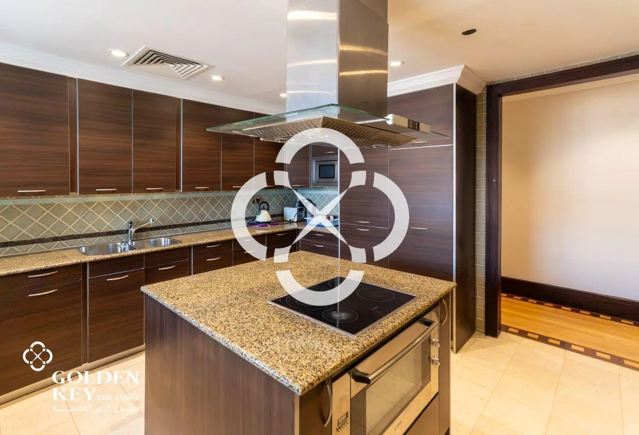 Sea View – Luxury 5BR+2 Maid Penthouse – The Pearl