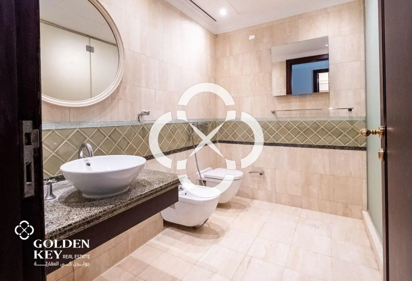 Sea View – Luxury 5BR+2 Maid Penthouse – The Pearl