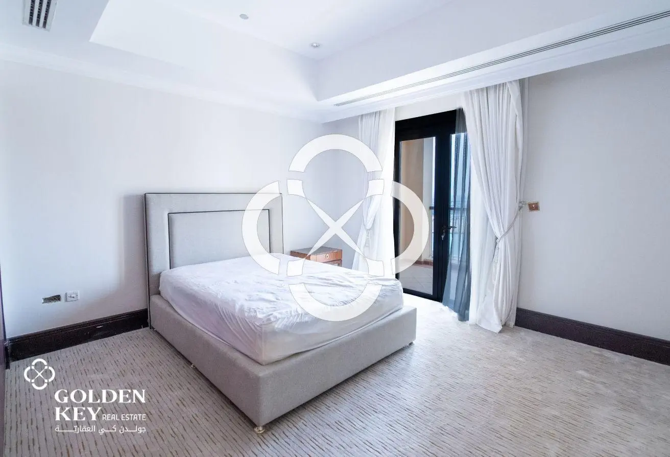 Sea View – Luxury 5BR+2 Maid Penthouse – The Pearl
