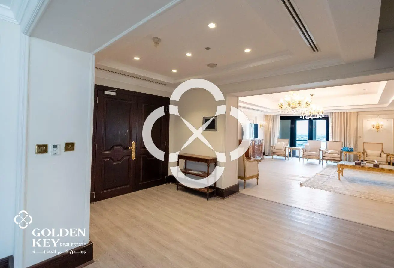 Sea View – Luxury 5BR+2 Maid Penthouse – The Pearl