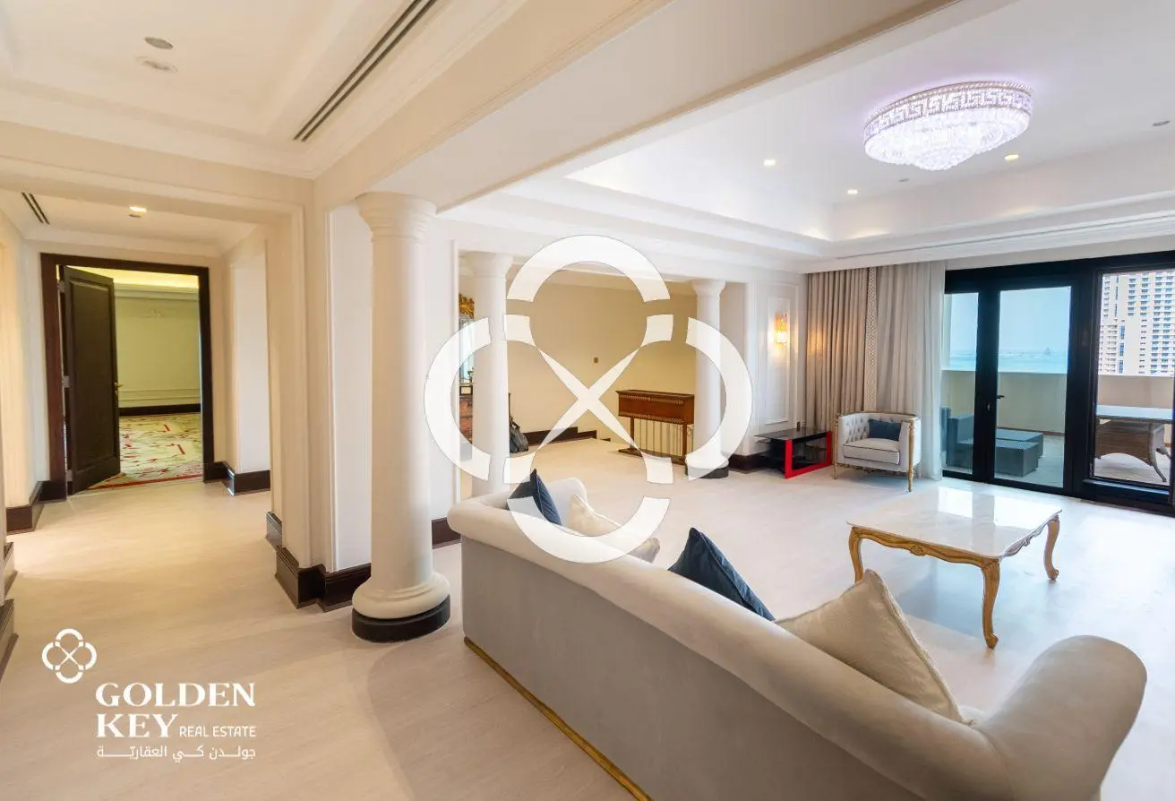 Sea View – Luxury 5BR+2 Maid Penthouse – The Pearl