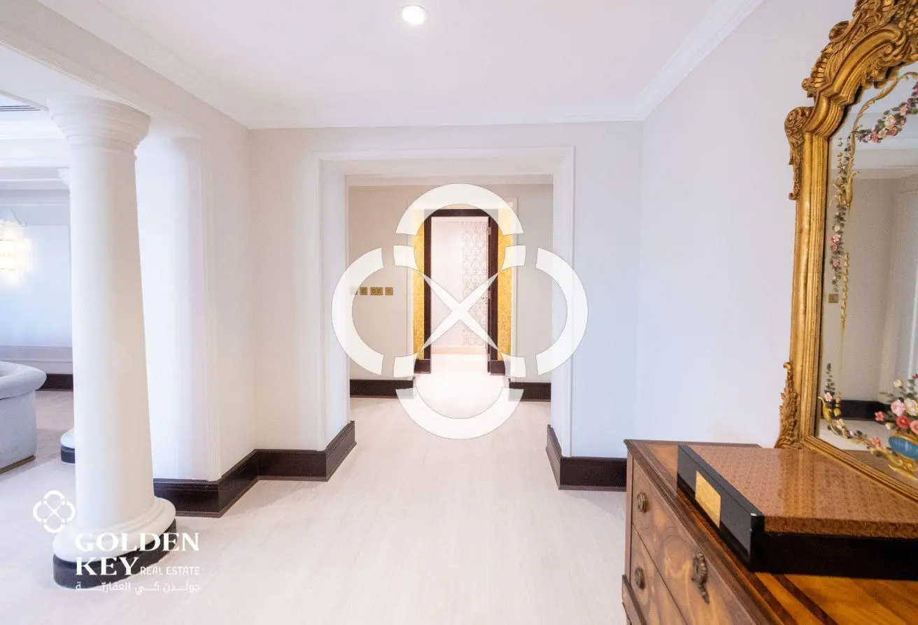 Sea View – Luxury 5BR+2 Maid Penthouse – The Pearl