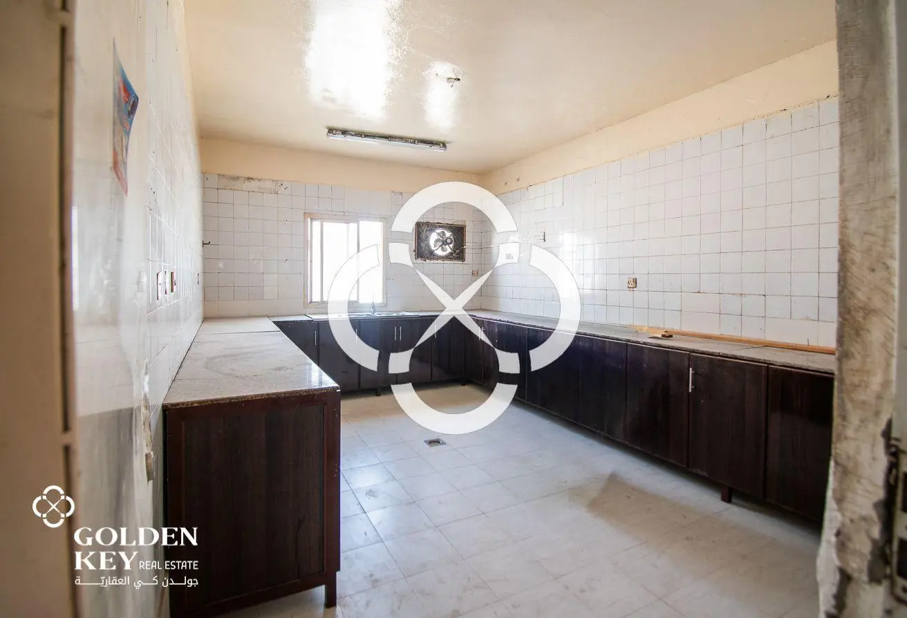 Available 10 Rooms with AC | Industrial Area