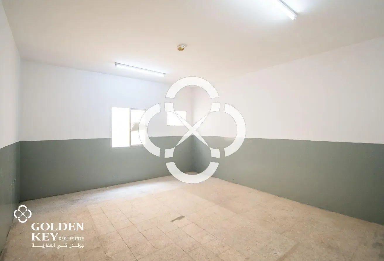 Available 10 Rooms with AC | Industrial Area