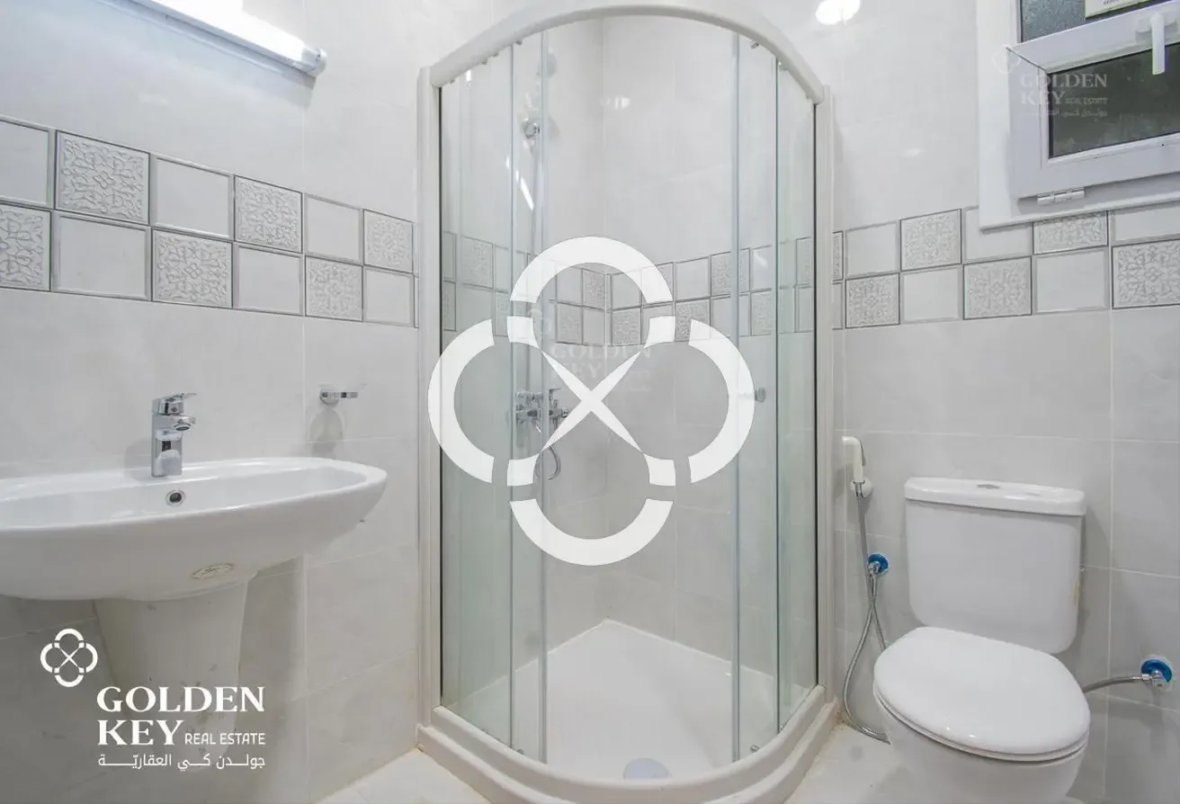 16 Units for Staff Accomadation | Prime Location