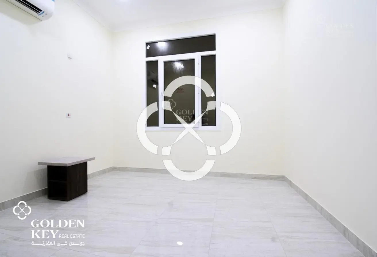 16 Units for Staff Accomadation | Prime Location
