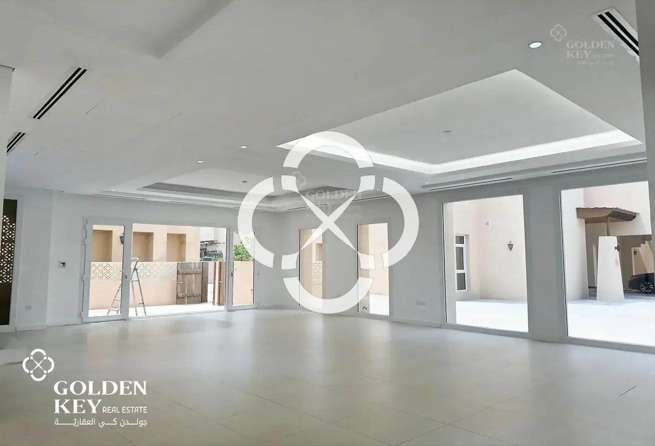 4BR Luxury | Open Layout | West Bay Lagoon |Duplex