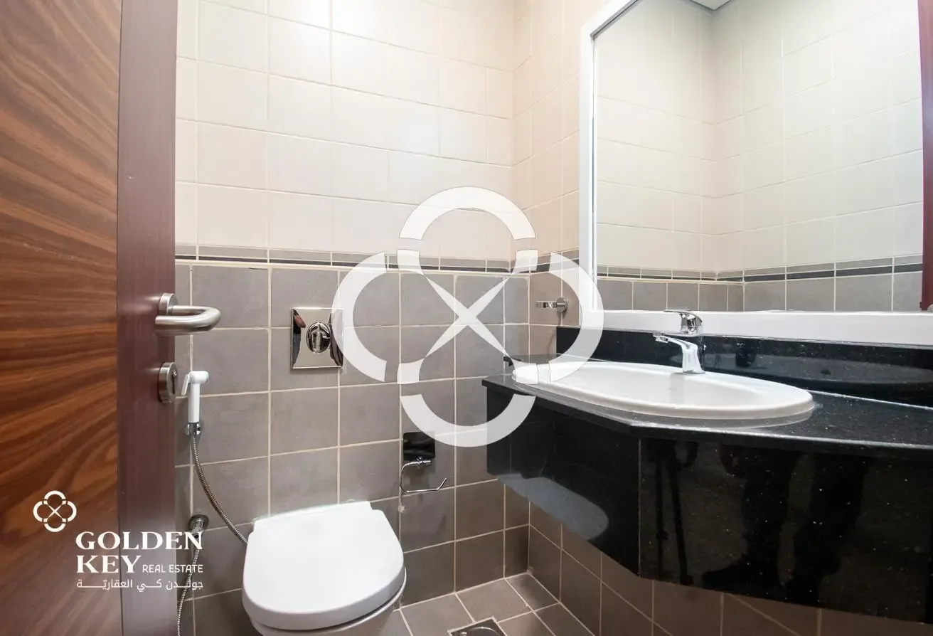 +Gas and Cooling | Great Location | Large Layout