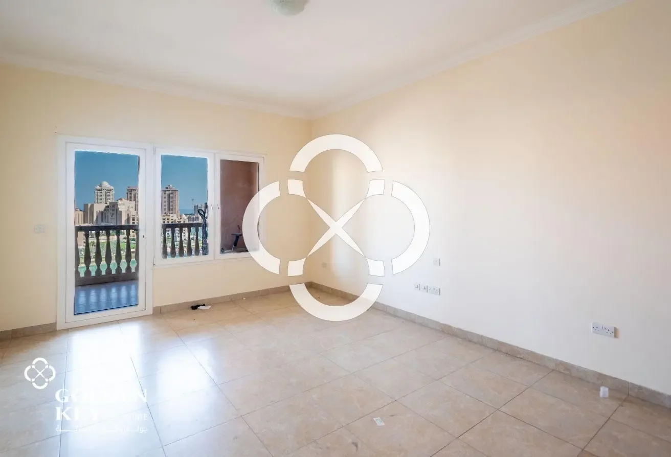Stunning 2BR for Sale | Title Deed | Marina View