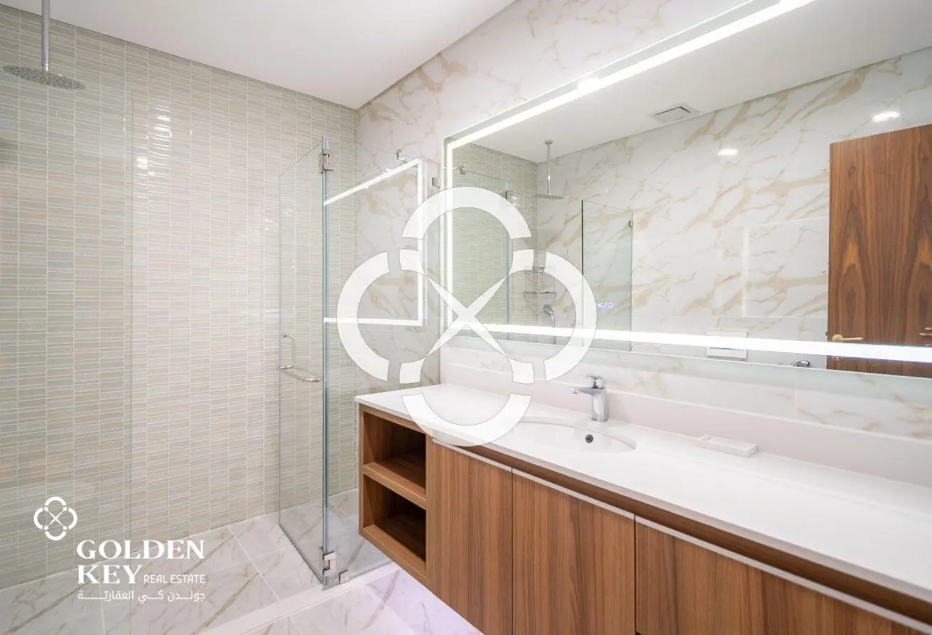 NO AGENCY FEE | Furnished VILLA 5BR | Floresta