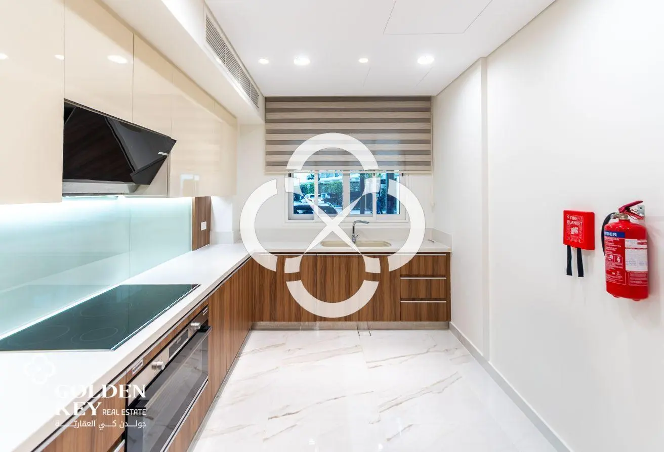 NO AGENCY FEE | Furnished VILLA 5BR | Floresta