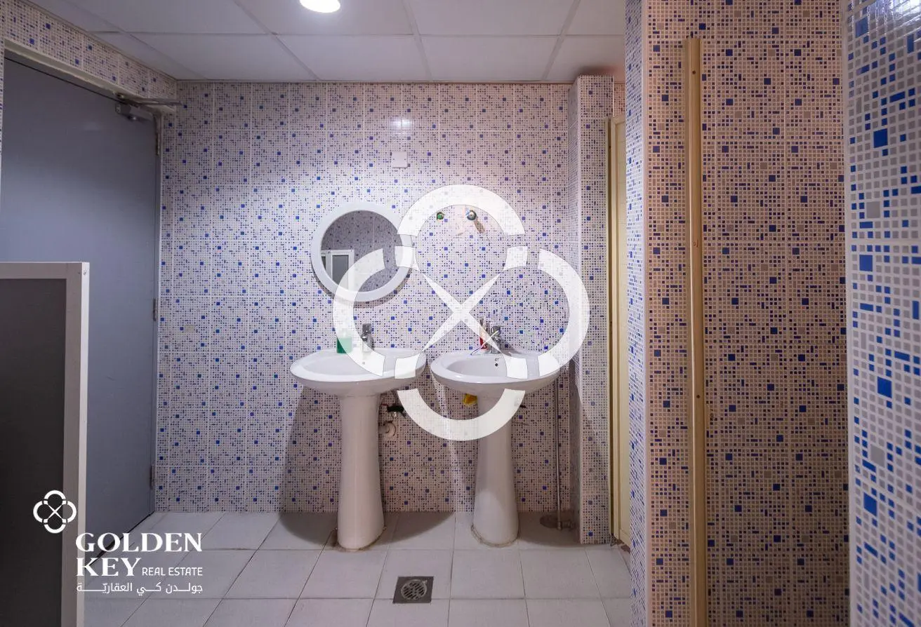 Available Labor Camp | 77 Rooms | Birkat Al Awamer - view 1