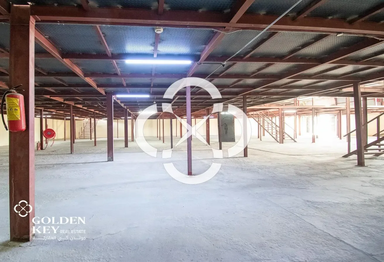 General Store + Rooms | 2000 SQM | Prime Location