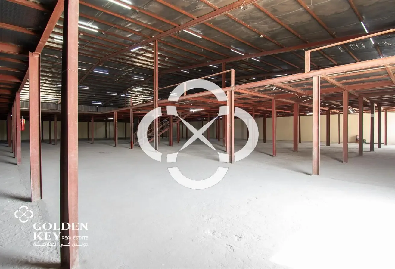 General Store + Rooms | 2000 SQM | Prime Location