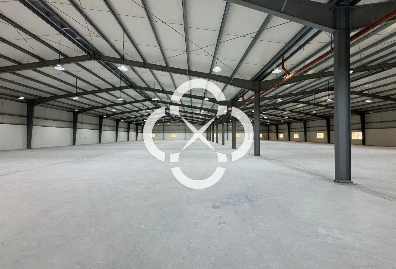Spacious Warehouse | 6,300 sqm | Birkat Al Awamer