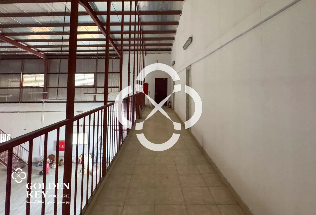 650 sqm | Warehouse with 3 Rooms and Office