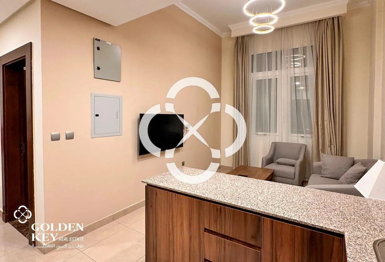 Luxury 1 Bedroom | Bills Included | Old Airport