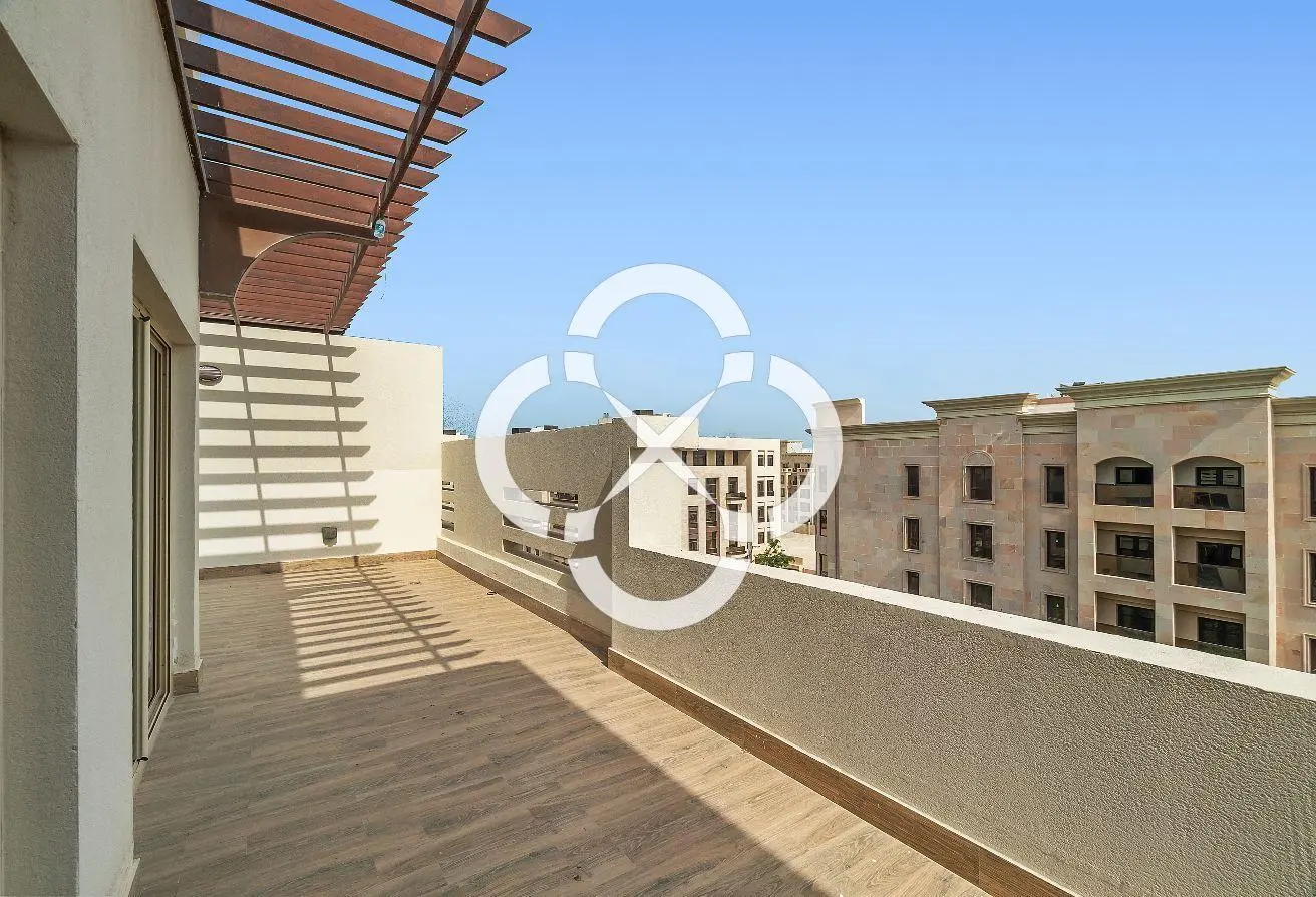 3BHK Penthouse | Spacious Layout | Bills Included - view 2