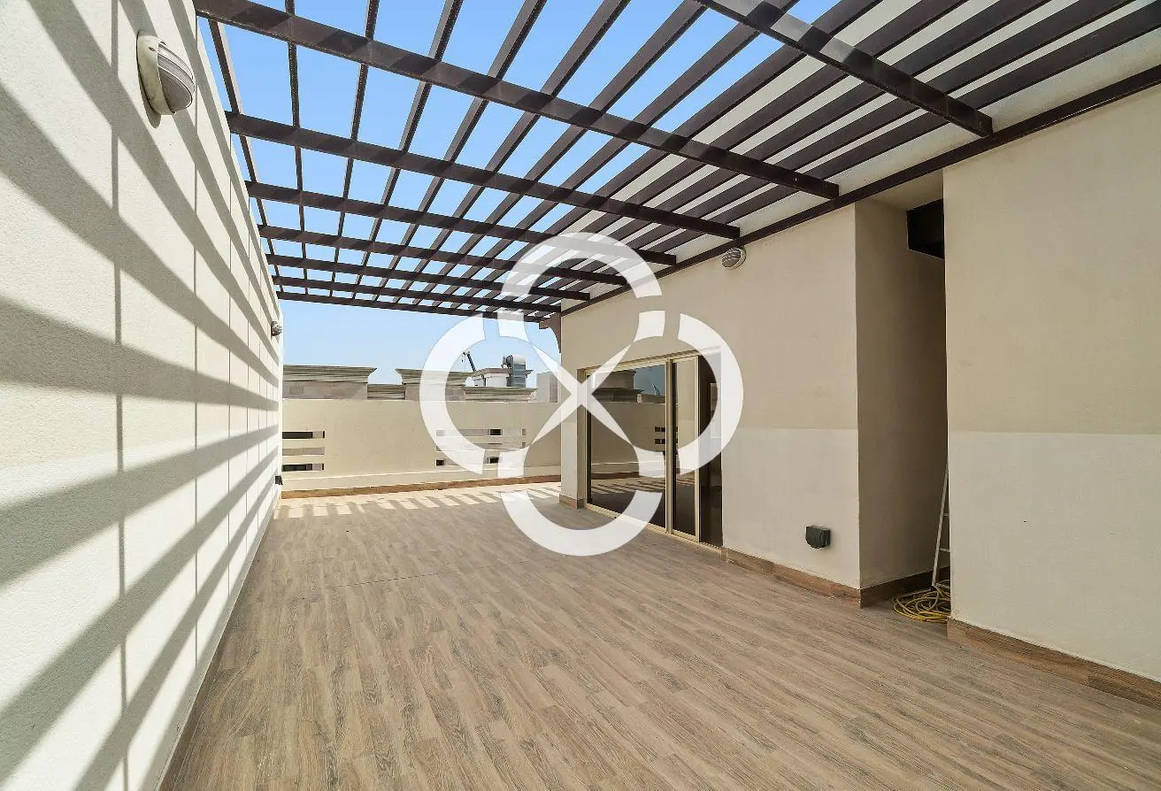 3BHK Penthouse | Spacious Layout | Bills Included