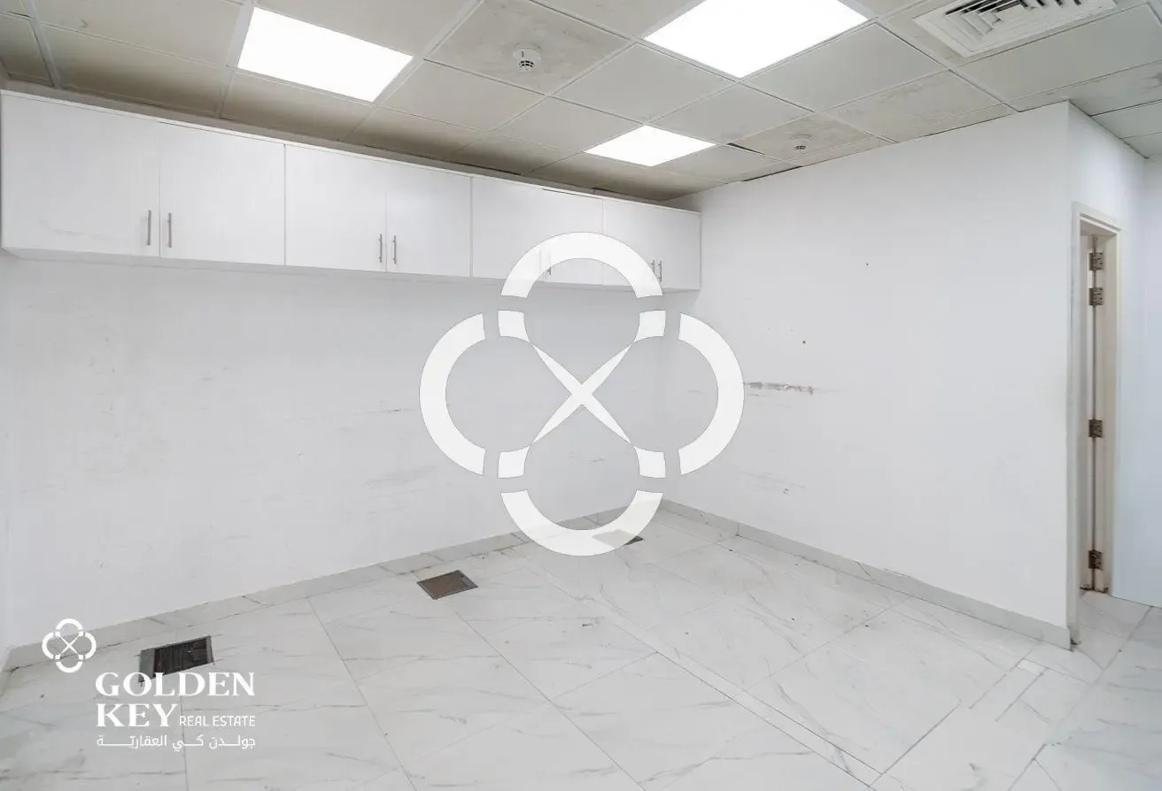 Iconic Tower| Office Space with Sea View in Lusail