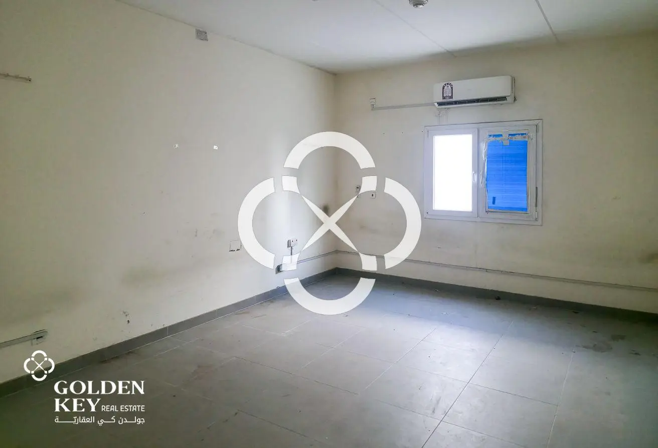 General Warehouse with Labor Camp – Logistics Area
