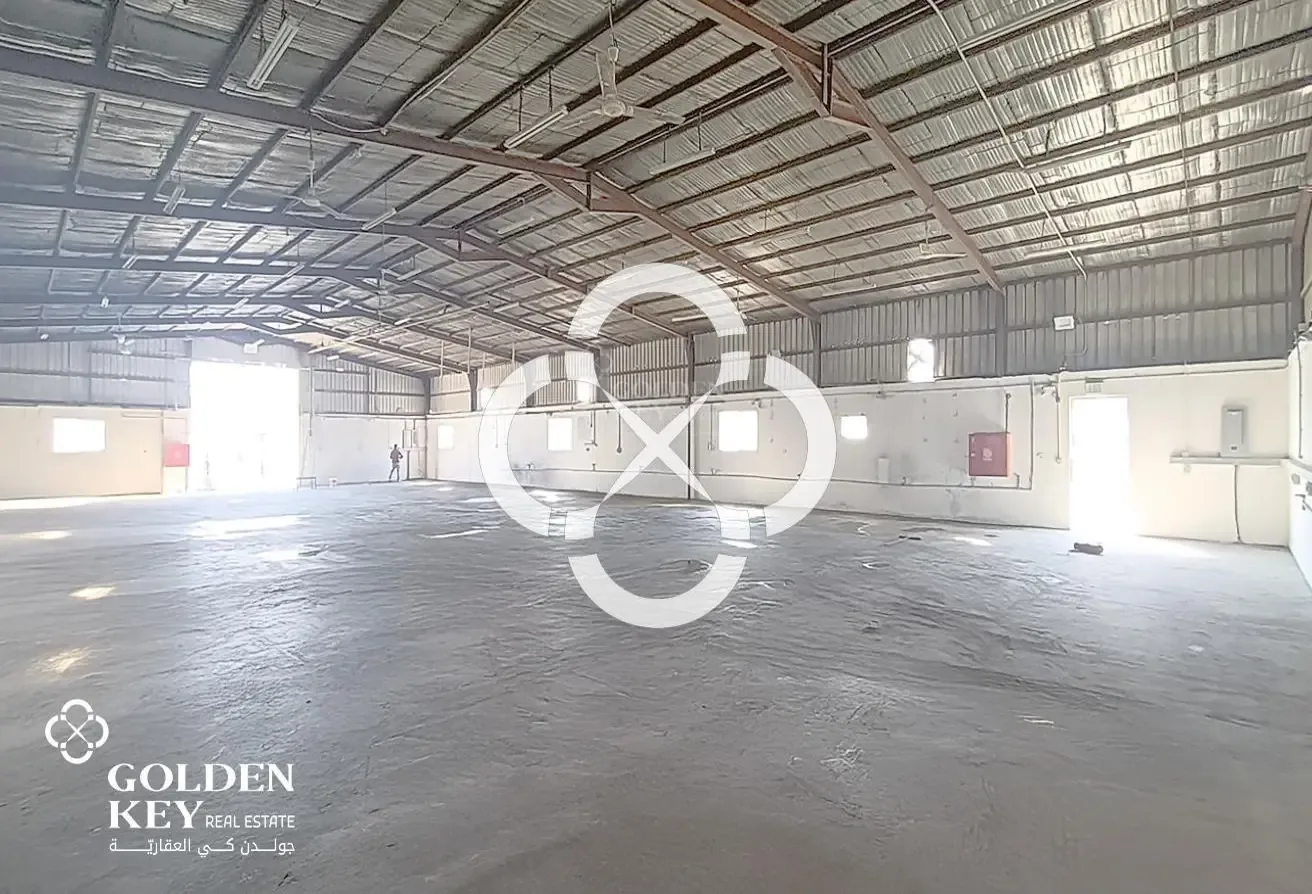 Carpentry Shop 9 Rooms+ Office Prime Location