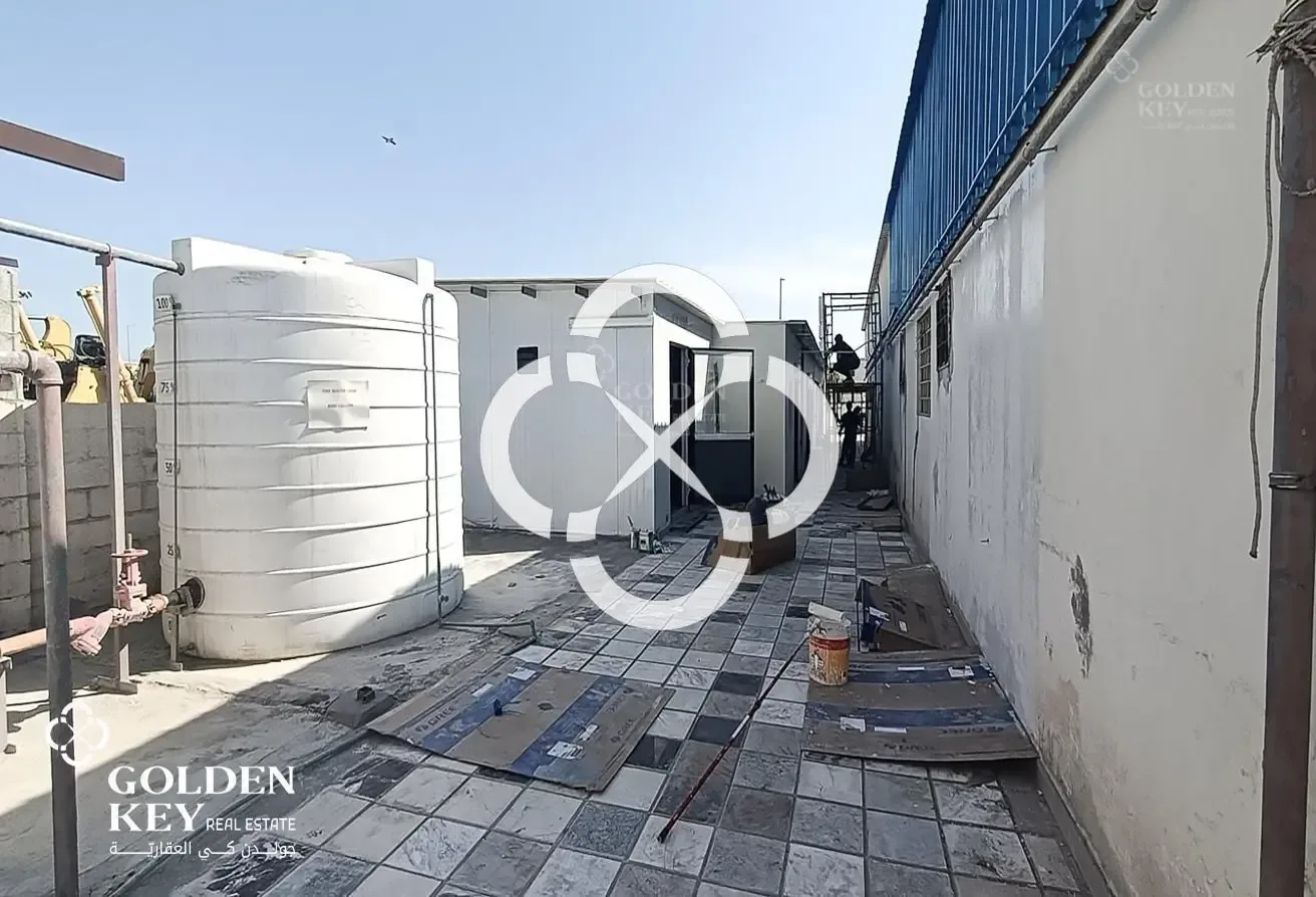Carpentry Shop 9 Rooms+ Office Prime Location