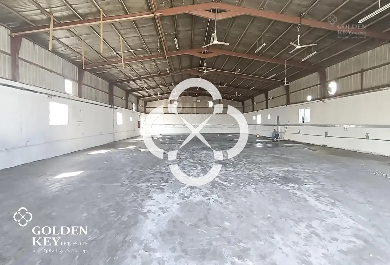 Carpentry Shop 9 Rooms+ Office Prime Location