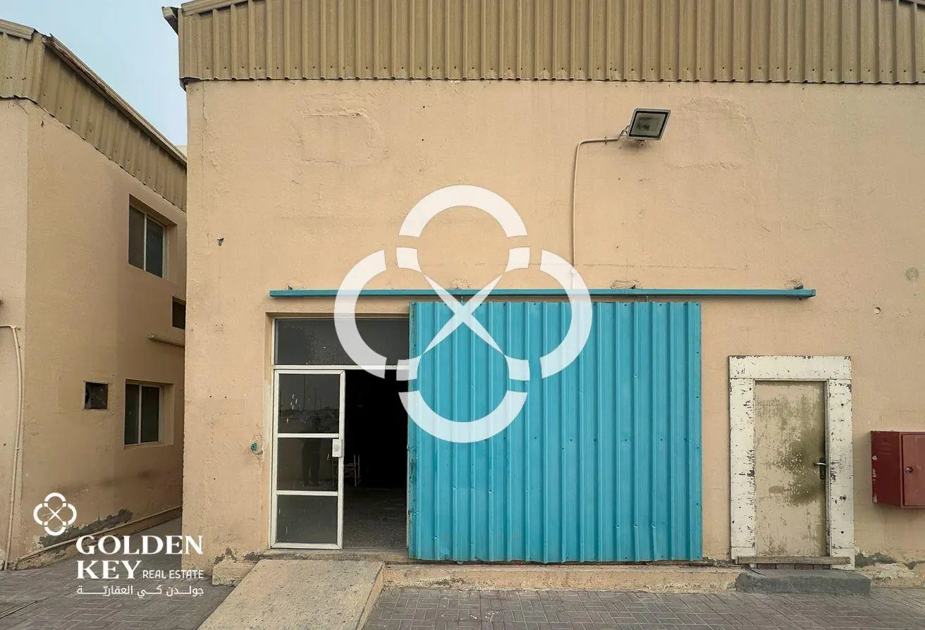 122 Rooms+2 Stores Available for Rent | Industrial