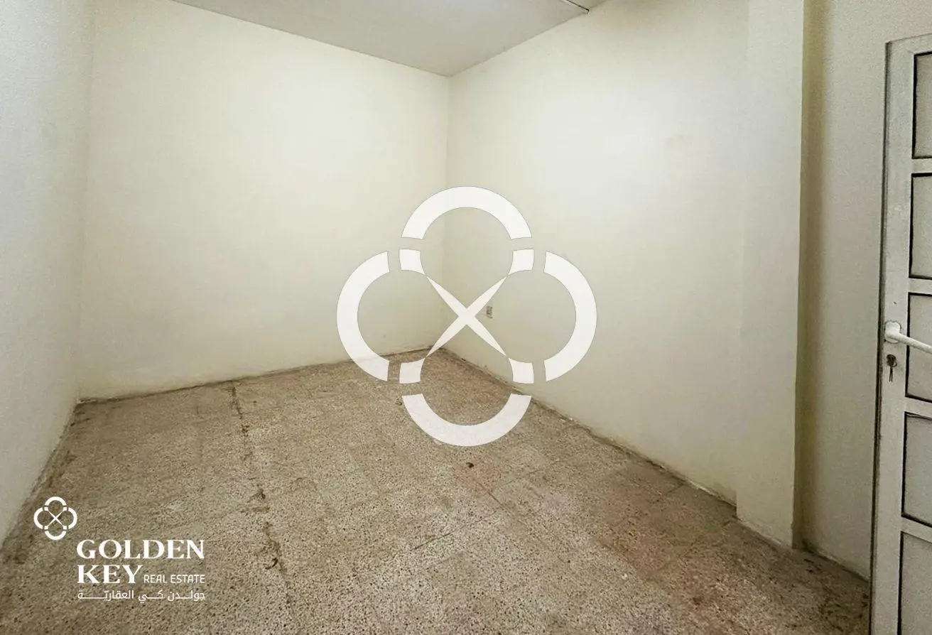122 Rooms+2 Stores Available for Rent | Industrial
