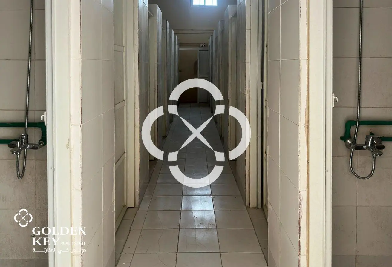122 Rooms+2 Stores Available for Rent | Industrial