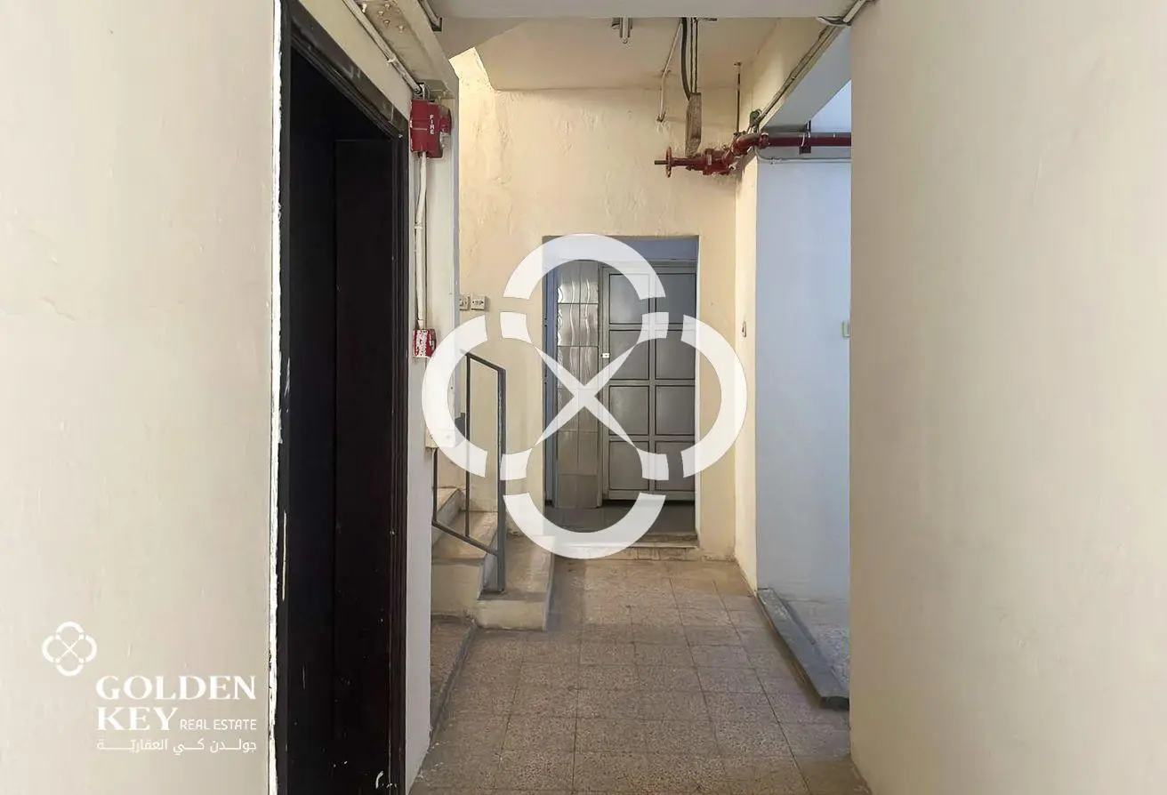 122 Rooms+2 Stores Available for Rent | Industrial