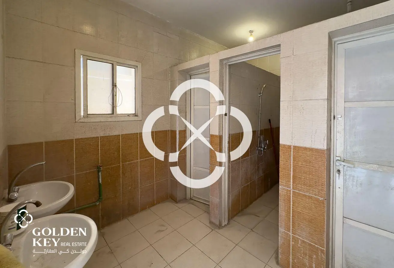 23 Rooms with Store Available for Rent| Industrial