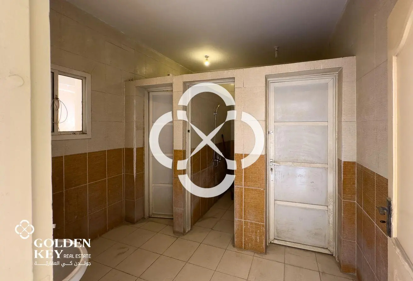 23 Rooms with Store Available for Rent| Industrial
