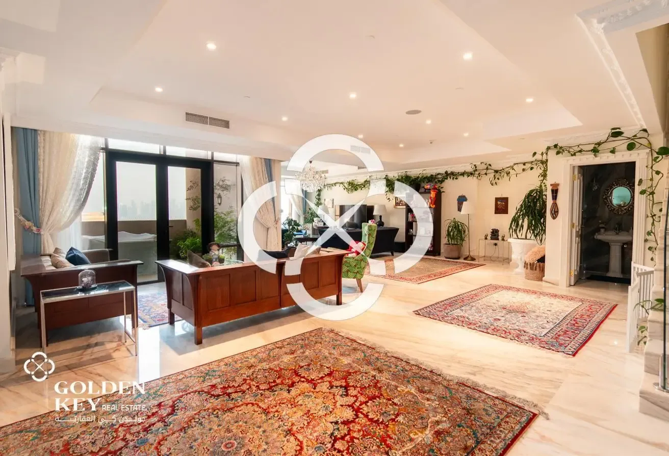 Gorgeous 4BR + Maid| Marina View |Prime Investment