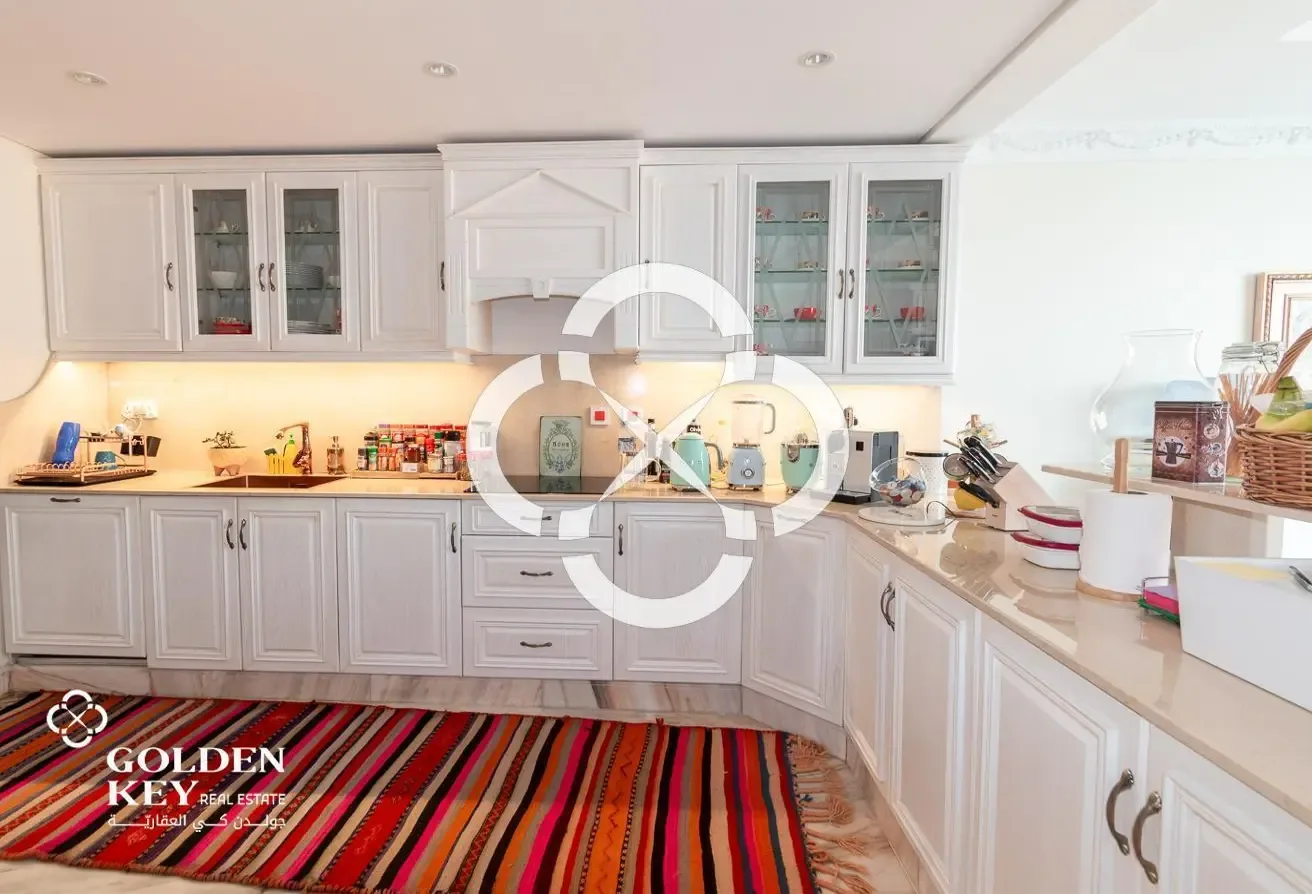 Gorgeous 4BR + Maid| Marina View |Prime Investment