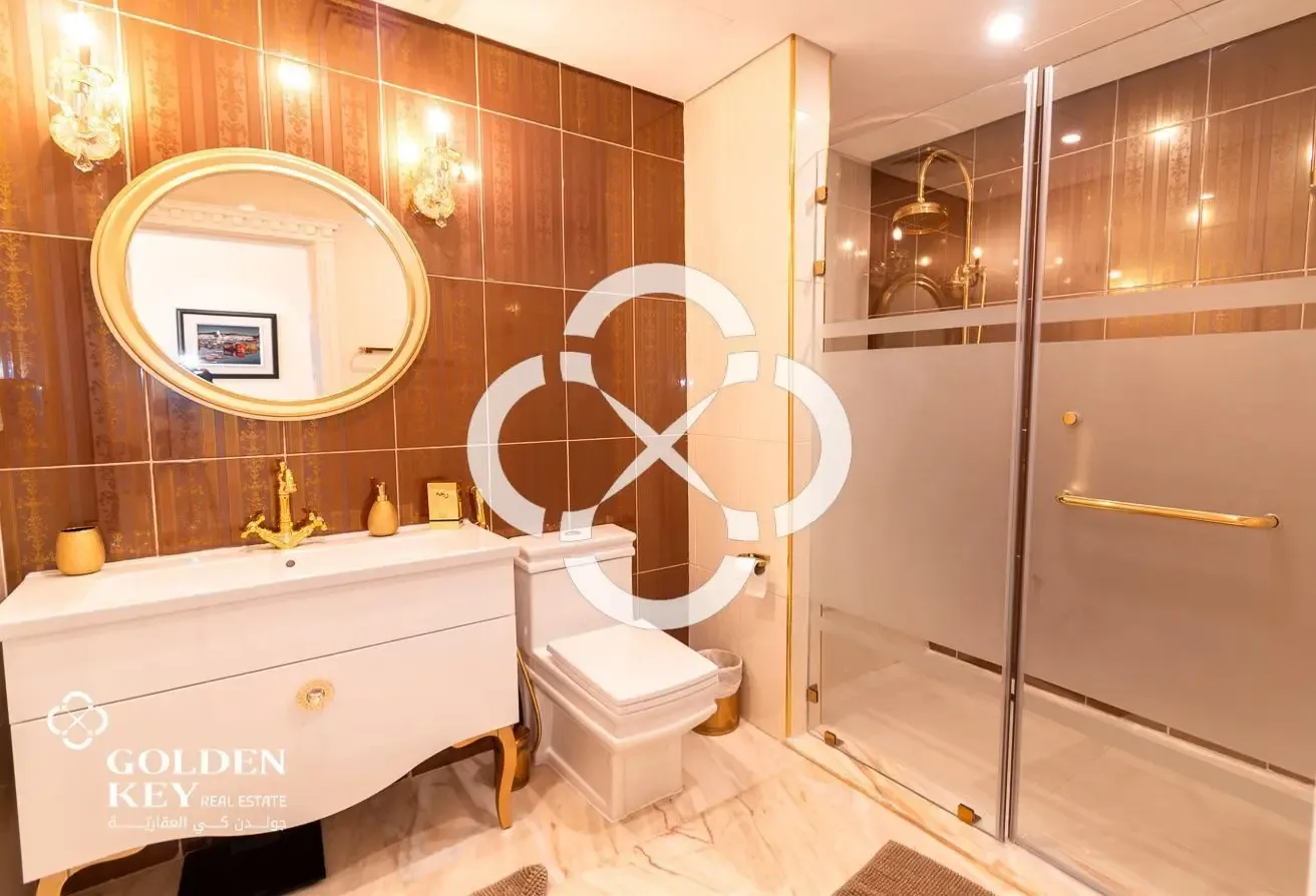 Gorgeous 4BR + Maid| Marina View |Prime Investment