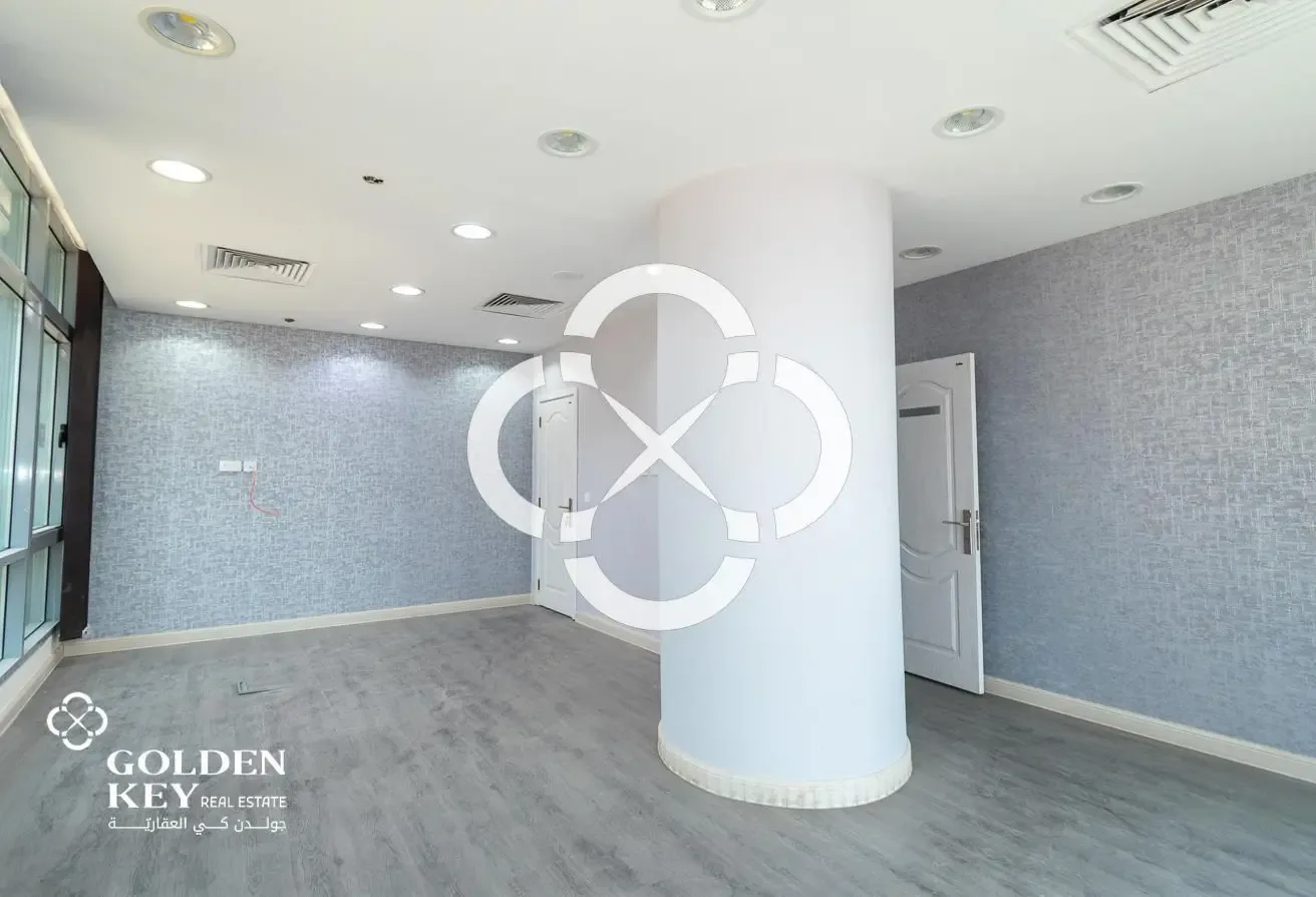 Spacious Office | 175 SQM | Cooling Included