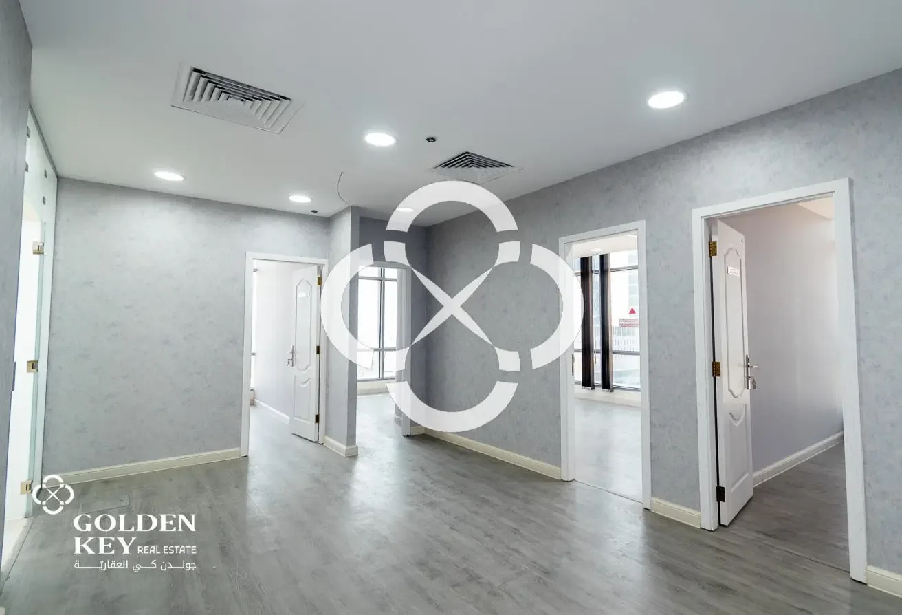 Spacious Office | 175 SQM | Cooling Included