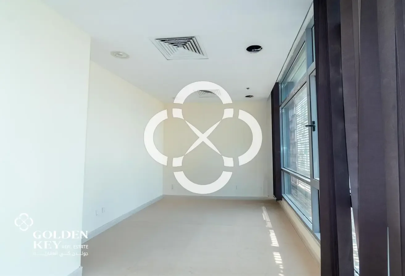 Spacious Office | 175 SQM | Cooling Included