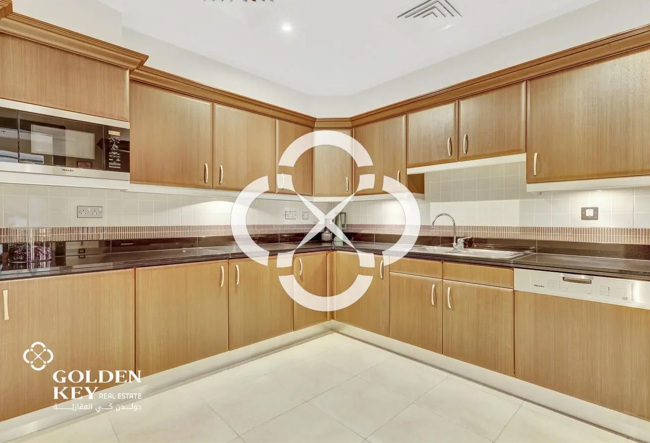 Semi Furnished | Spacious Layout | Porto Arabia