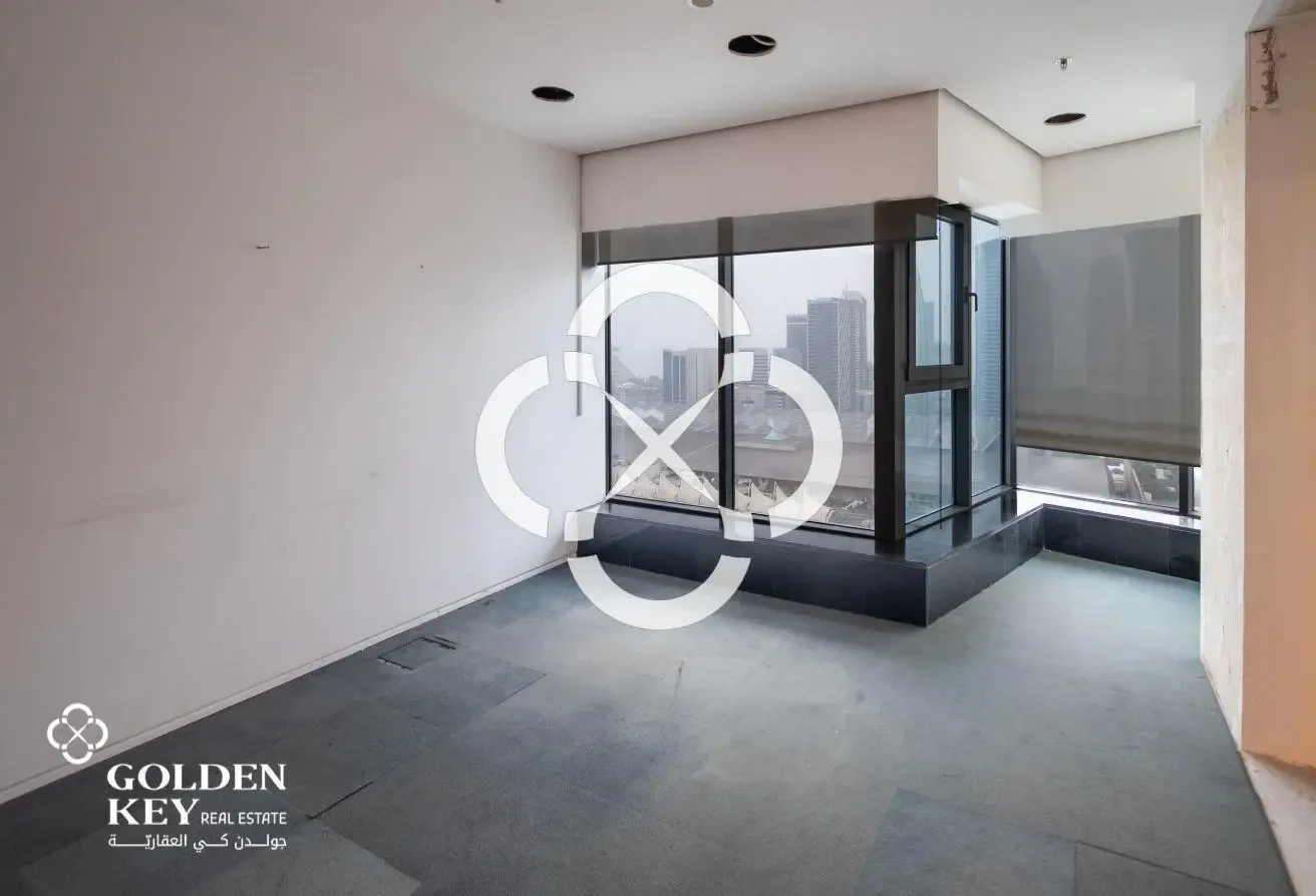 Elegant Fitted Office for Rent in West Bay