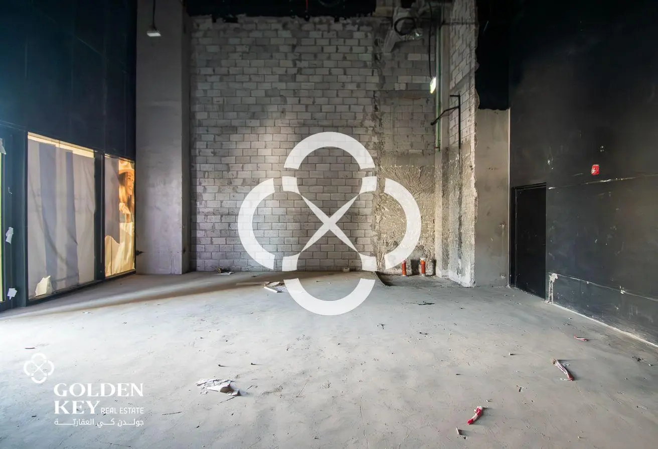Main Road Shop for Rent – Prime Spot on Lusail