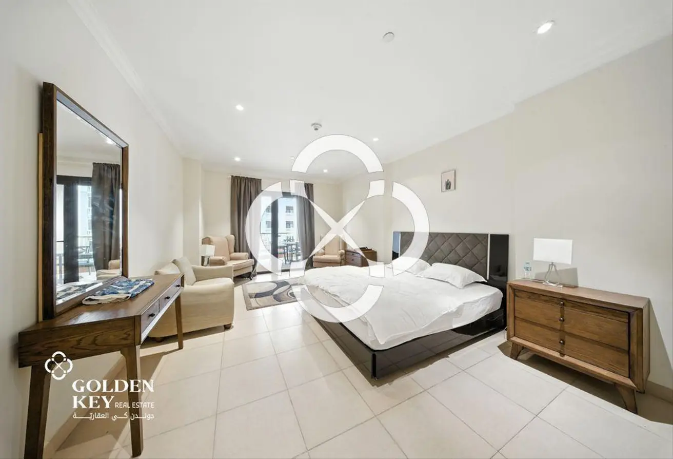Premium 1-Bedroom with Balcony | Porto Arabia