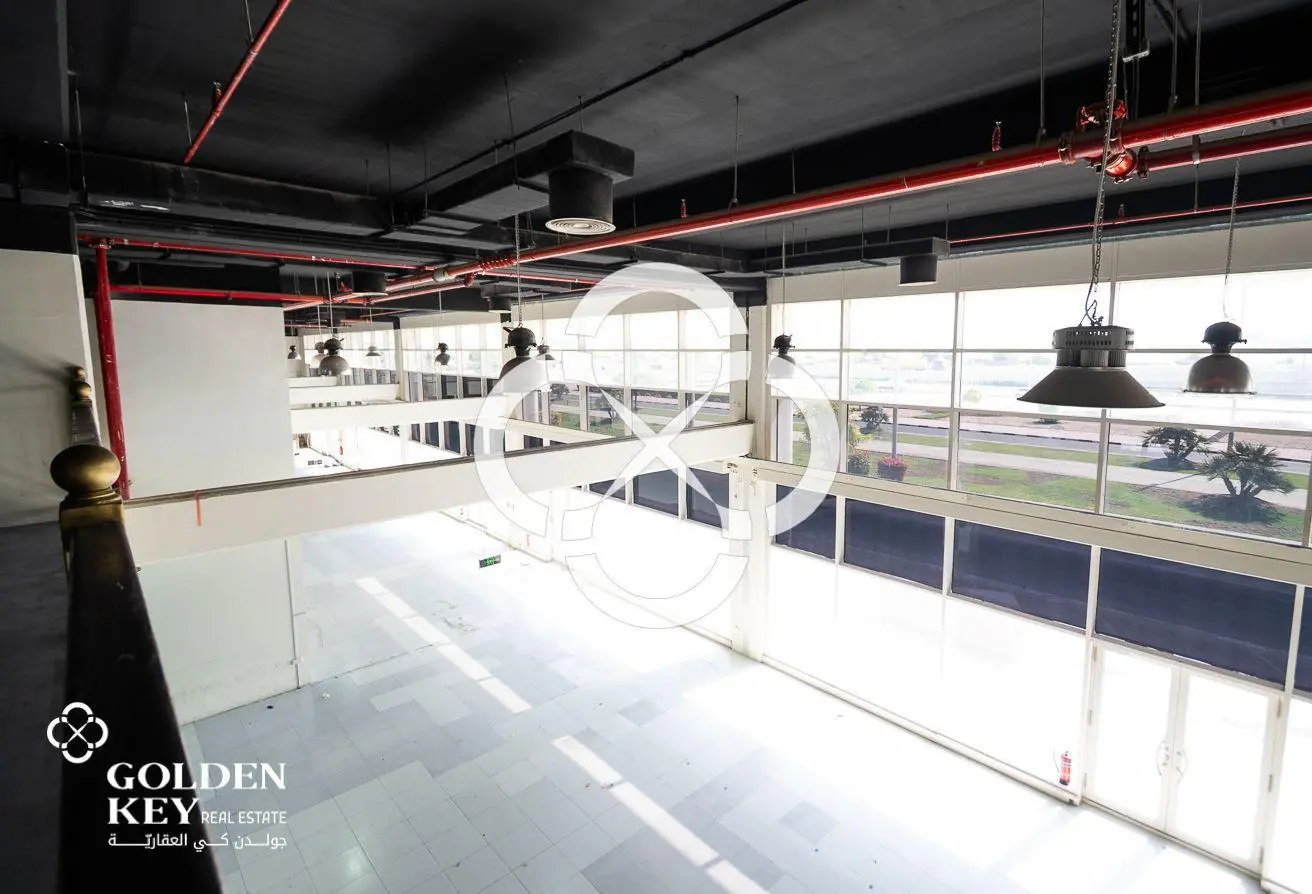 Ready Hypermarket For Rent | Umm Al Seneem