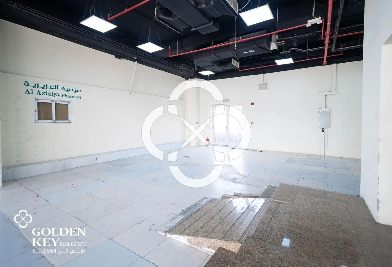 Ready Hypermarket For Rent | Umm Al Seneem